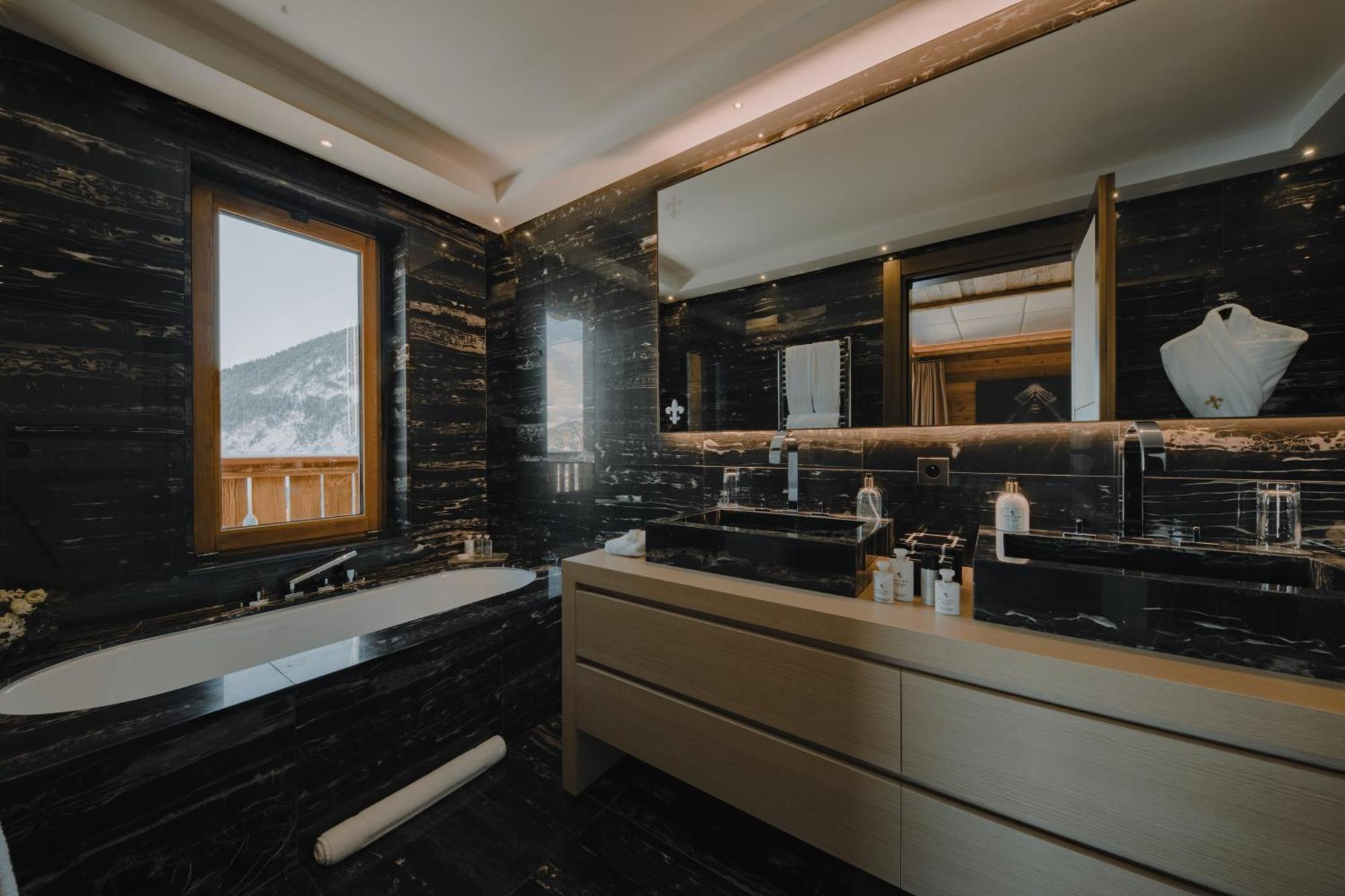 Ultima Hotel Courchevel Exterior foto