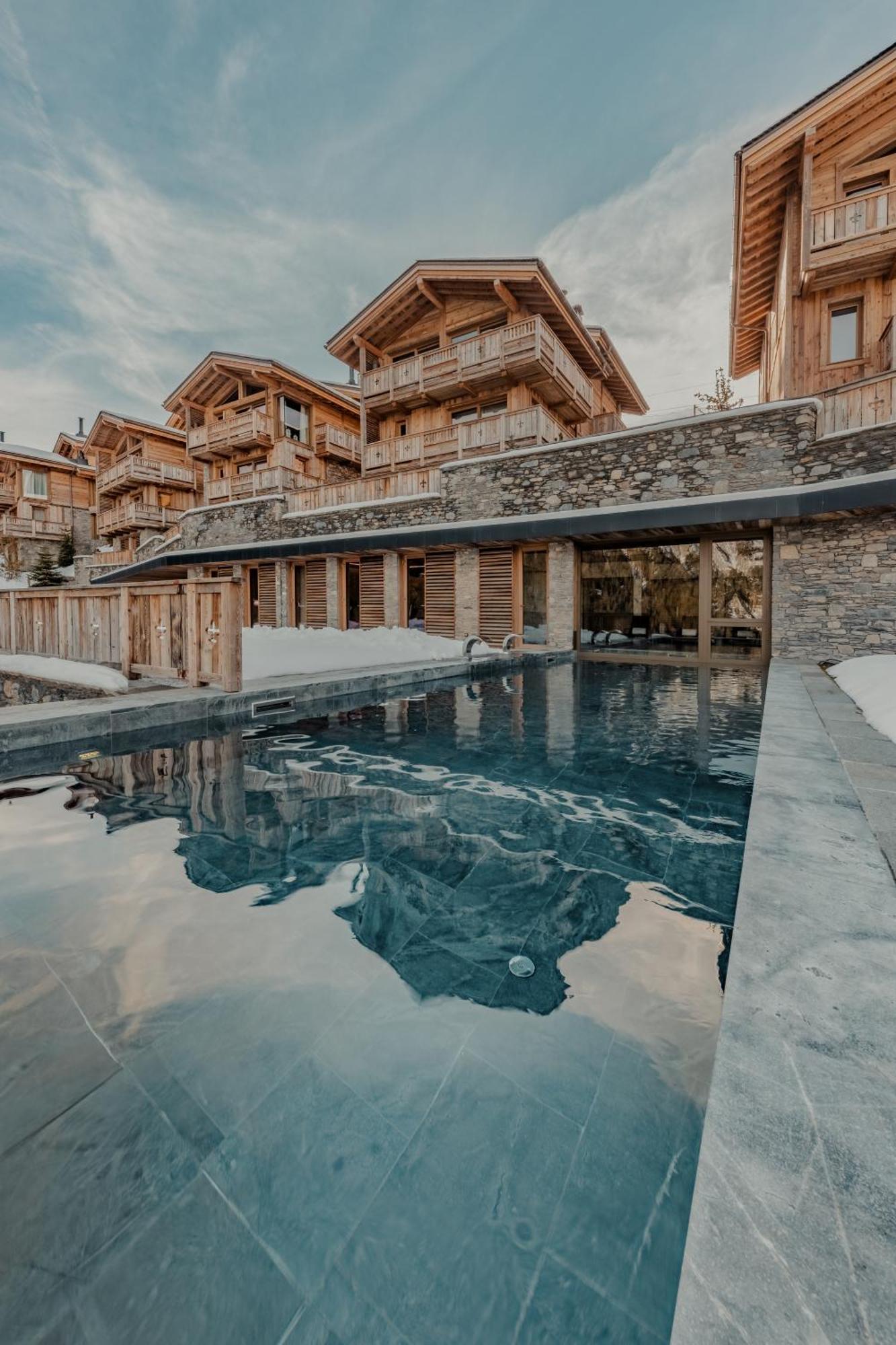 Ultima Hotel Courchevel Exterior foto